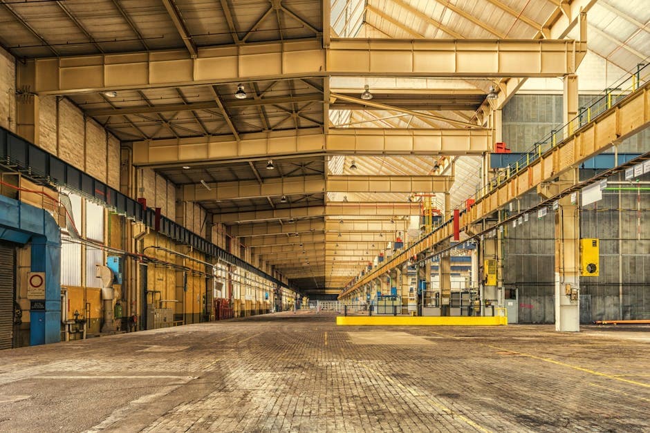 Estructura metálica de nave industrial en construcción