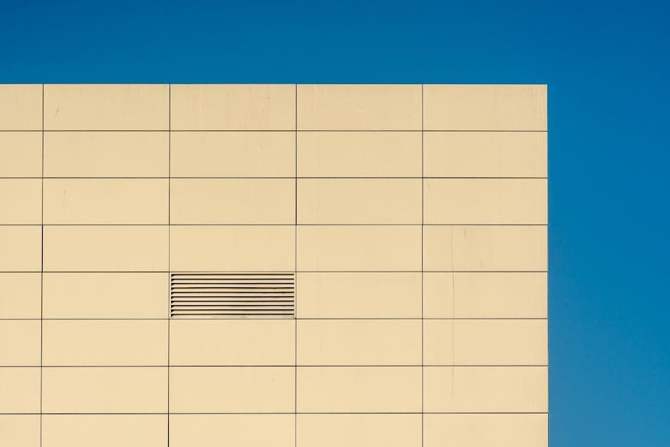 Sistema de fachada ventilada con paneles cerámicos